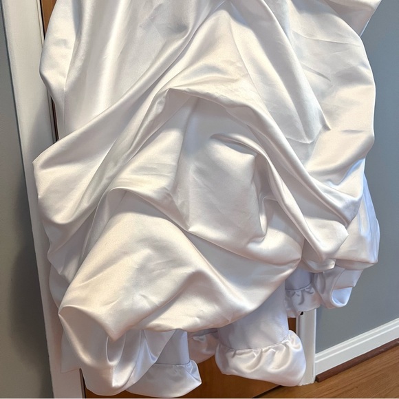 Wtoo By Watters - Women’s (Sz 10) White Strapless Wedding Dress Gown - Picture 4 of 8